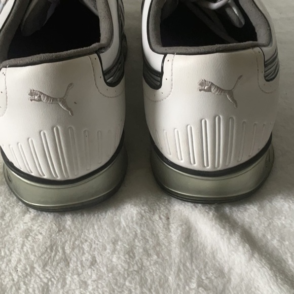 Puma White and Black spiked golf Shoes with Sleek Design - Picture 2 of 6